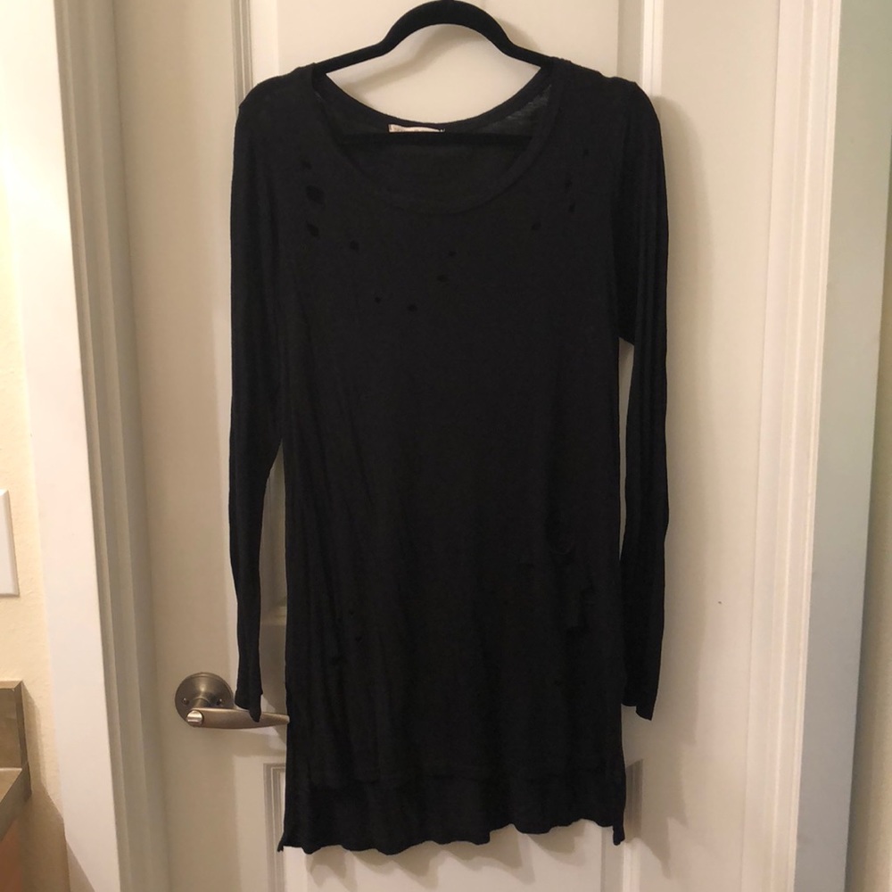Peyton Jensen long black long sleeve